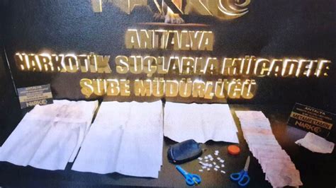 A­n­t­a­l­y­a­­d­a­ ­k­a­ğ­ı­d­a­ ­e­m­d­i­r­i­l­m­i­ş­ ­b­o­n­z­a­i­ ­b­u­l­u­n­d­u­